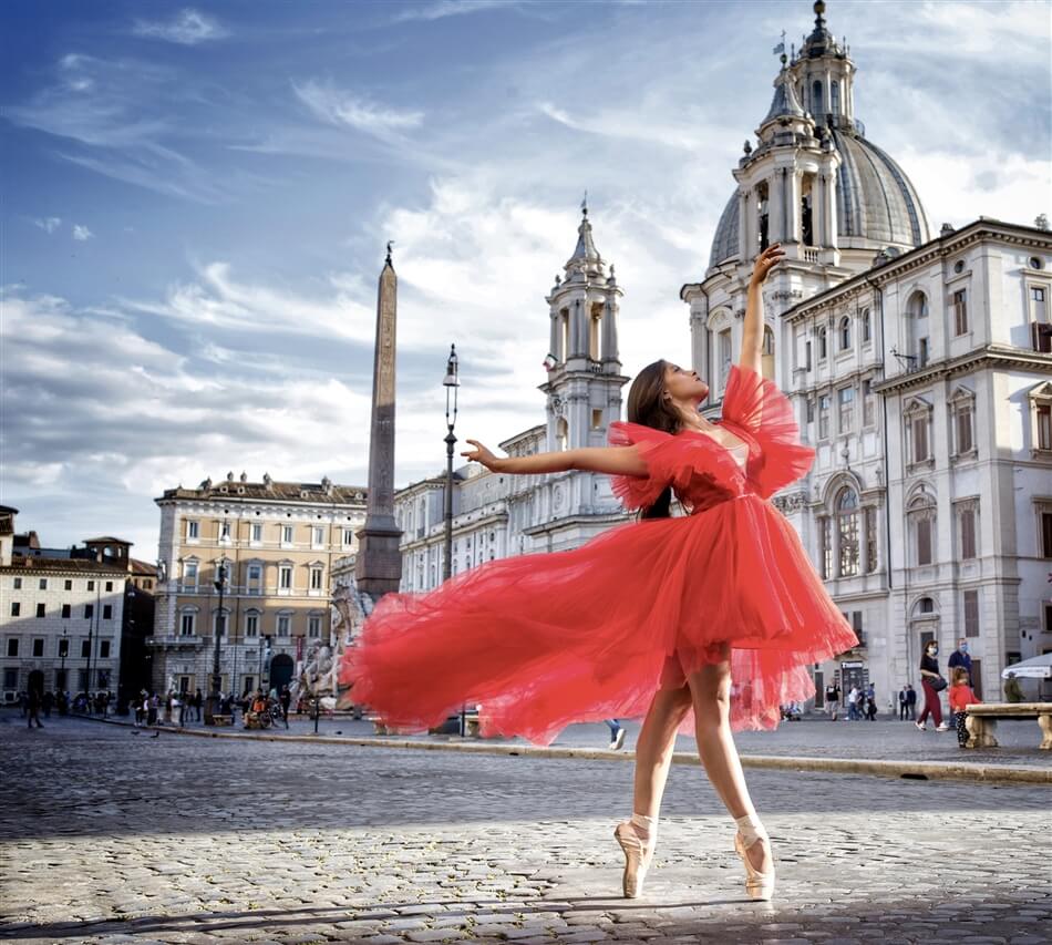 Featured Artist: Anna di Gaeta